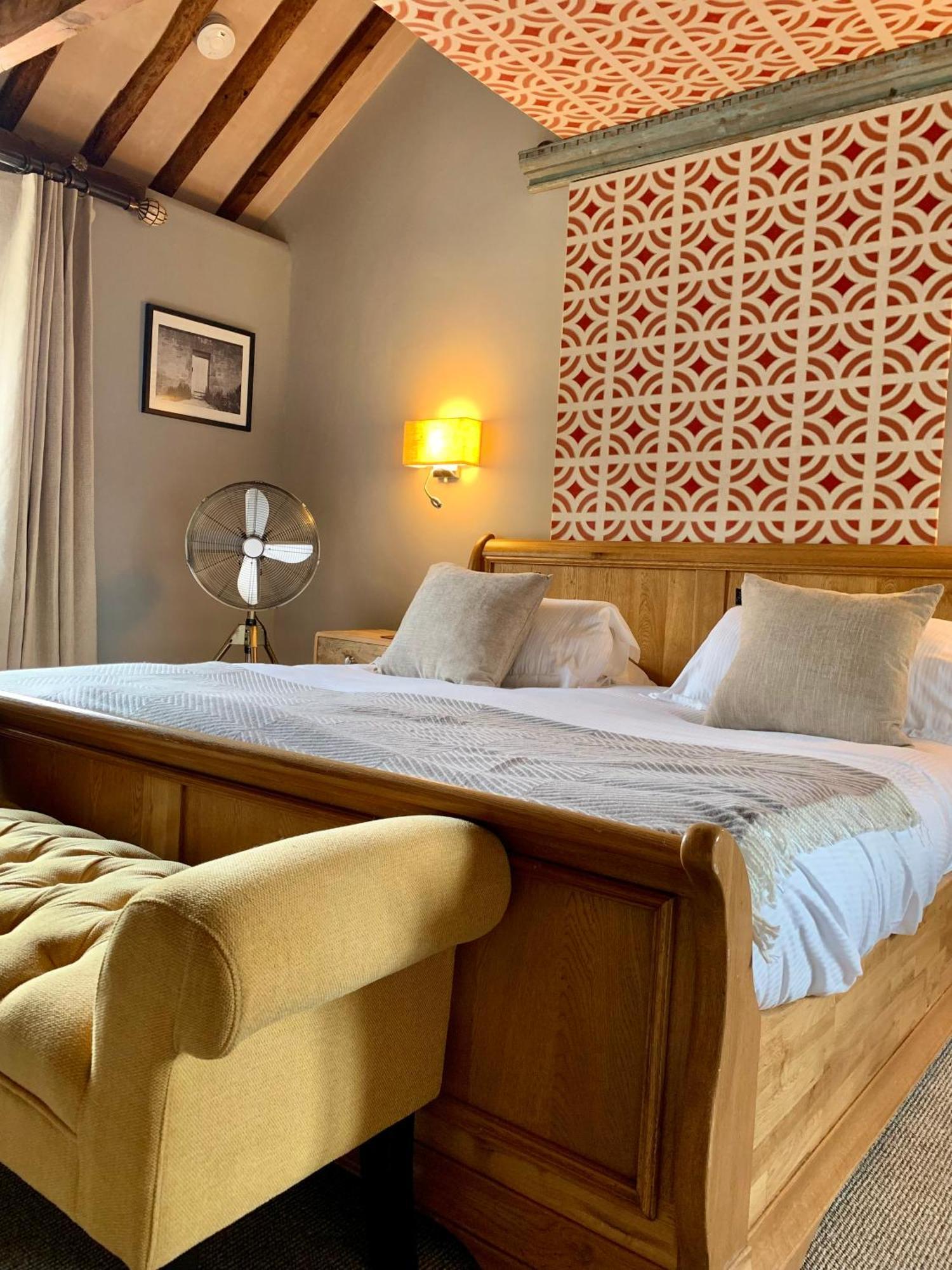 شقة The Coach House And The Stable Woodchester الغرفة الصورة